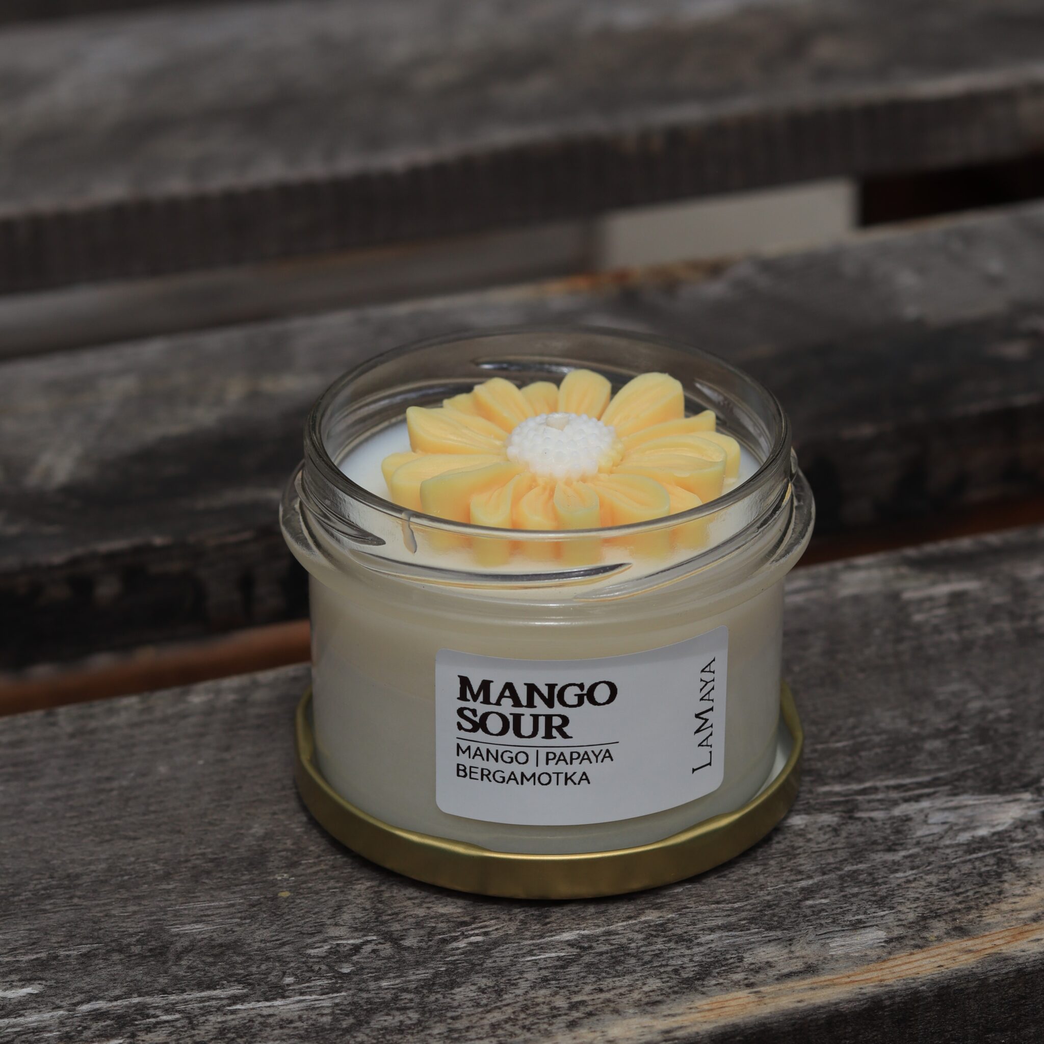 Mango Sour - świeca z kwiatem